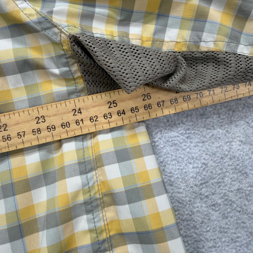 REI Fishing Shirt Mens XL Gray Yellow Plaid Short Sleeve Mesh Vented Hiking - Picture 7 of 8